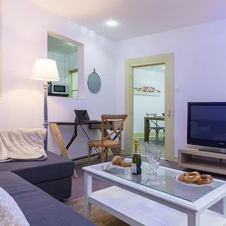 Appt 4 Pers Centre 300m Petite Venise Appartement *